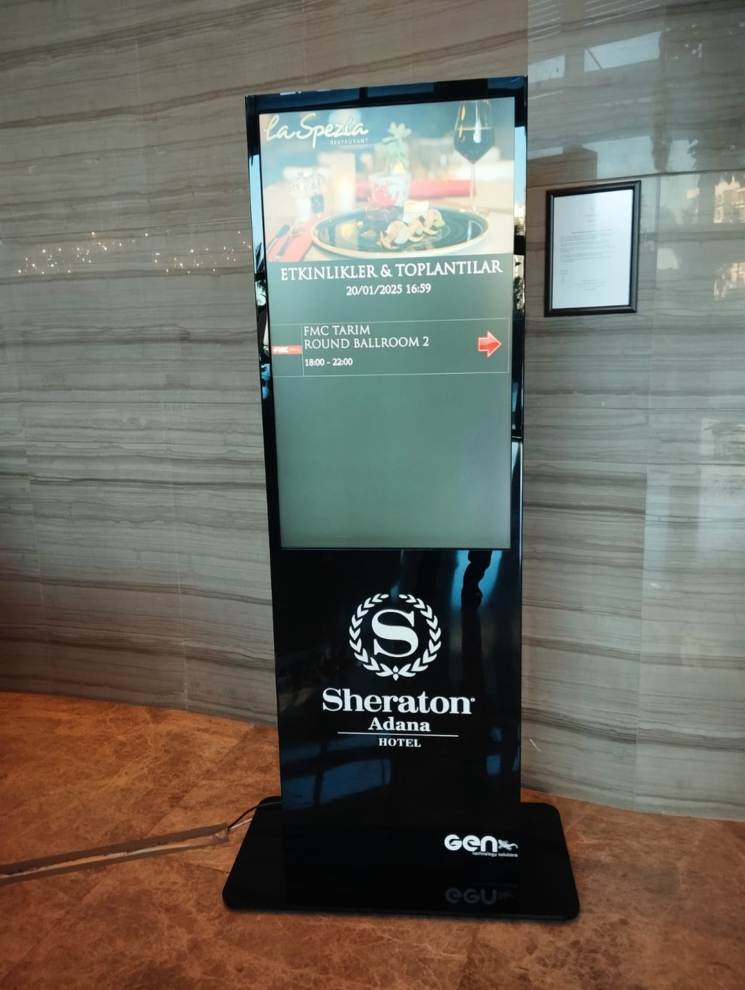 Hotel Toplantı Yönlendirme Bilgi Ekranı - 55 Inch Ultra HD 4K 7/24 500 Nit Endüstriyel Signage Monitor